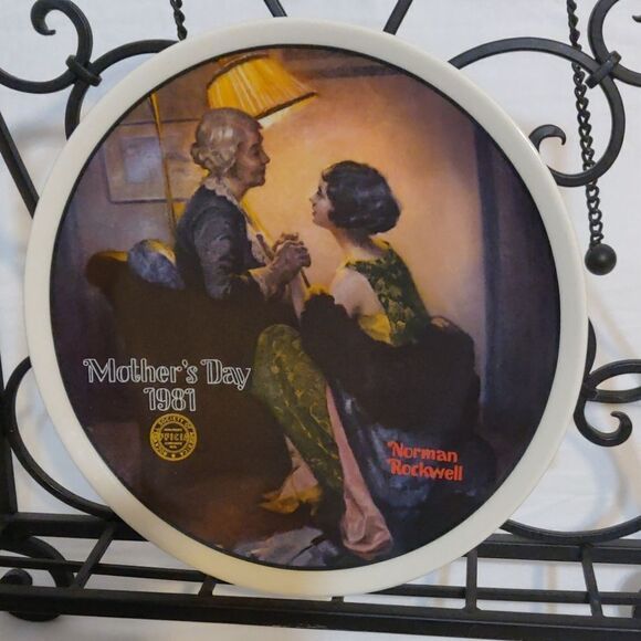 Norman‎ Rockwell "Mother's Day 1981" Plate - Picture 1 of 5